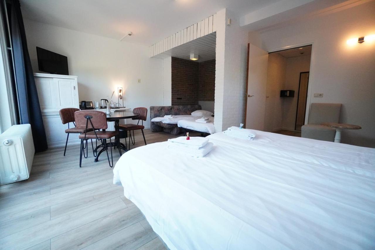 Hotel Den Burg - Digital Access מראה חיצוני תמונה